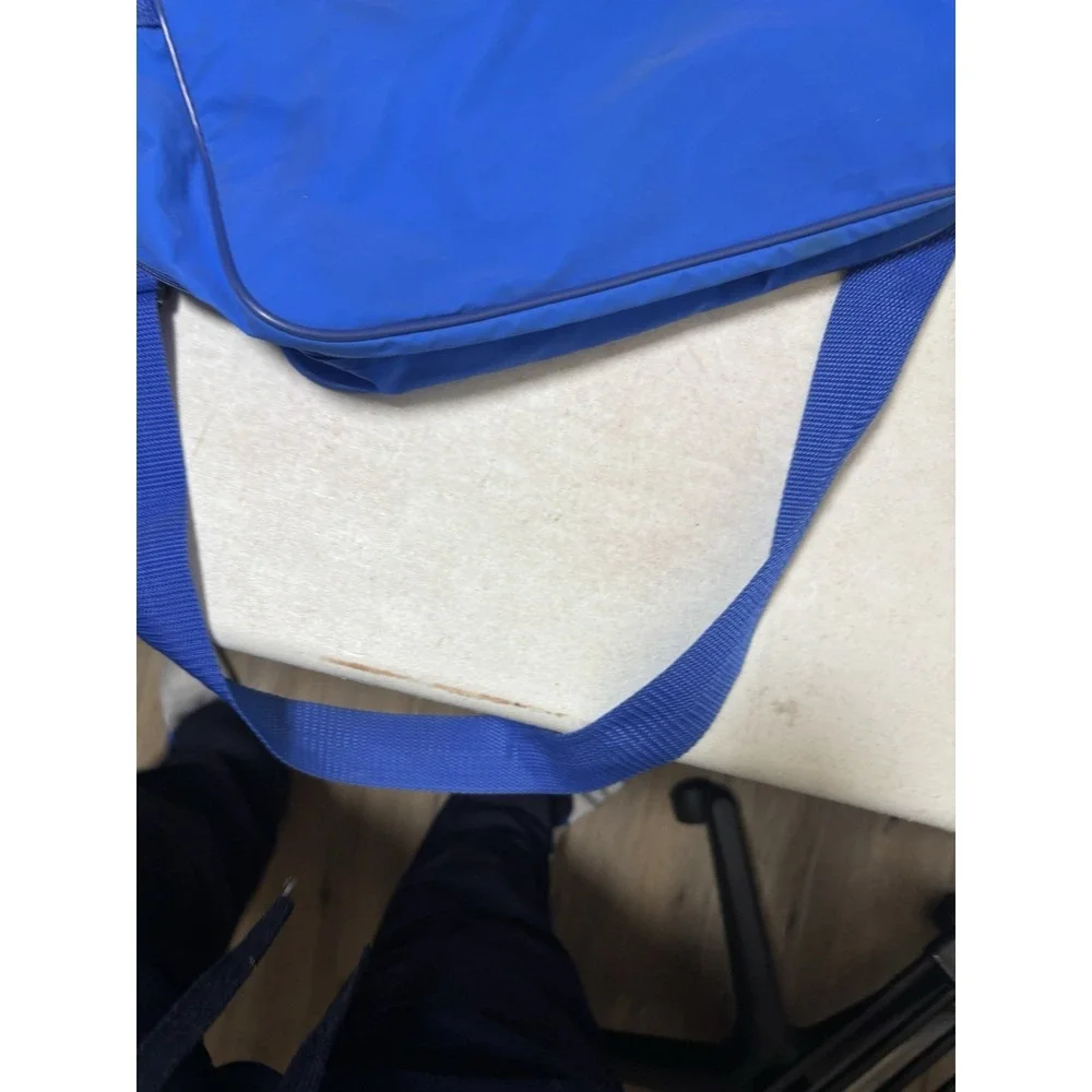 VTG trafalgar travel vacation bag blue nylon rainbow school academia colorful‎